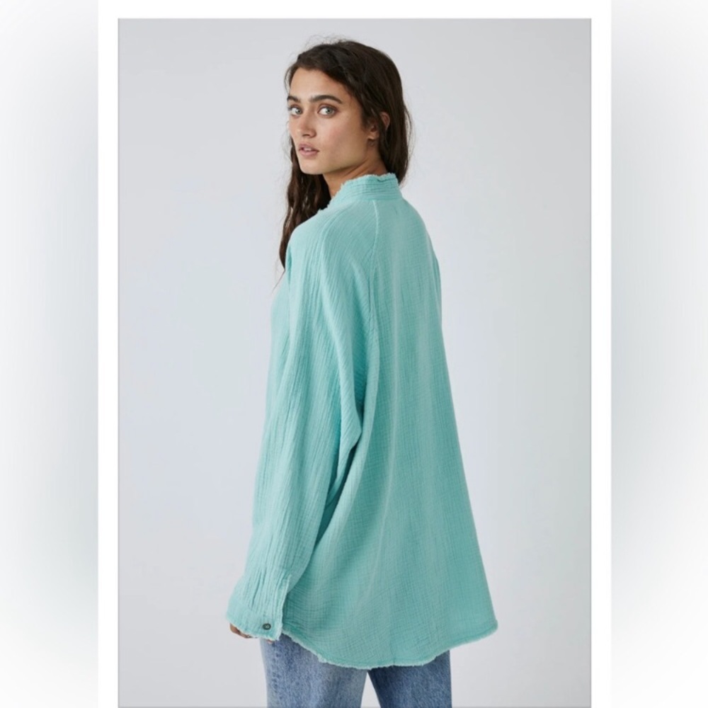 Free People! Summer Daydream Buttondown Top In Clear Skies NWT! - Picture 3 of 14